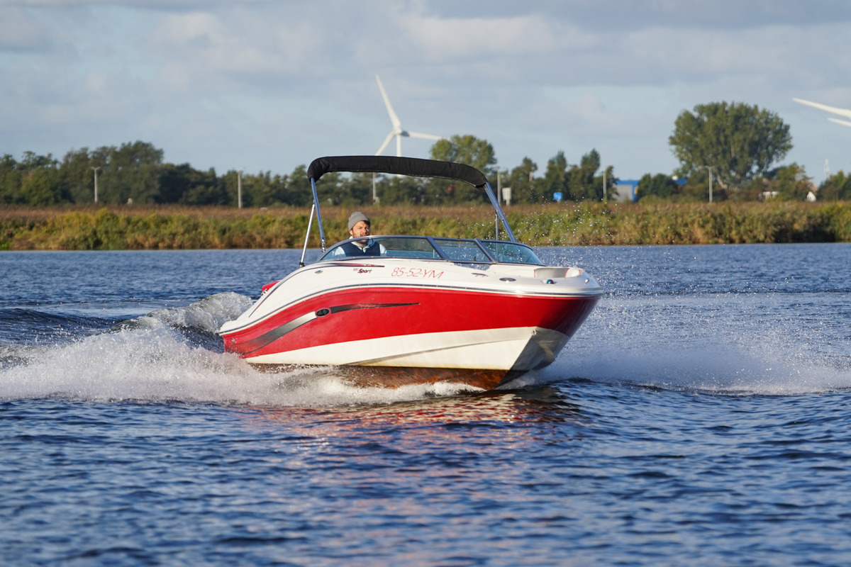 foto: 5 Sea Ray 185 Sport