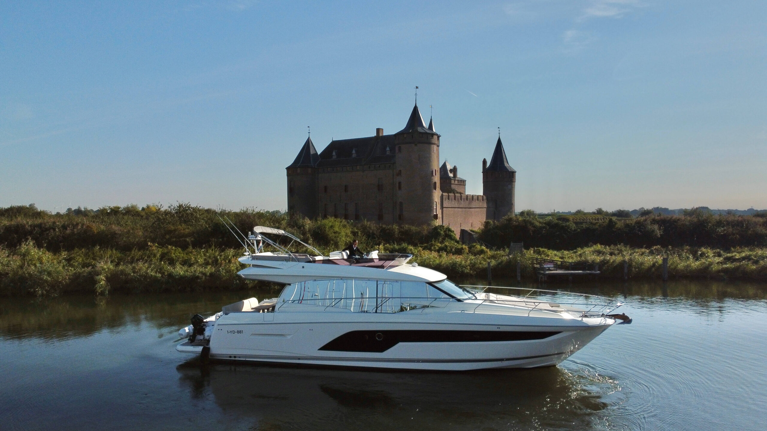 Prestige 590 Flybridge #19