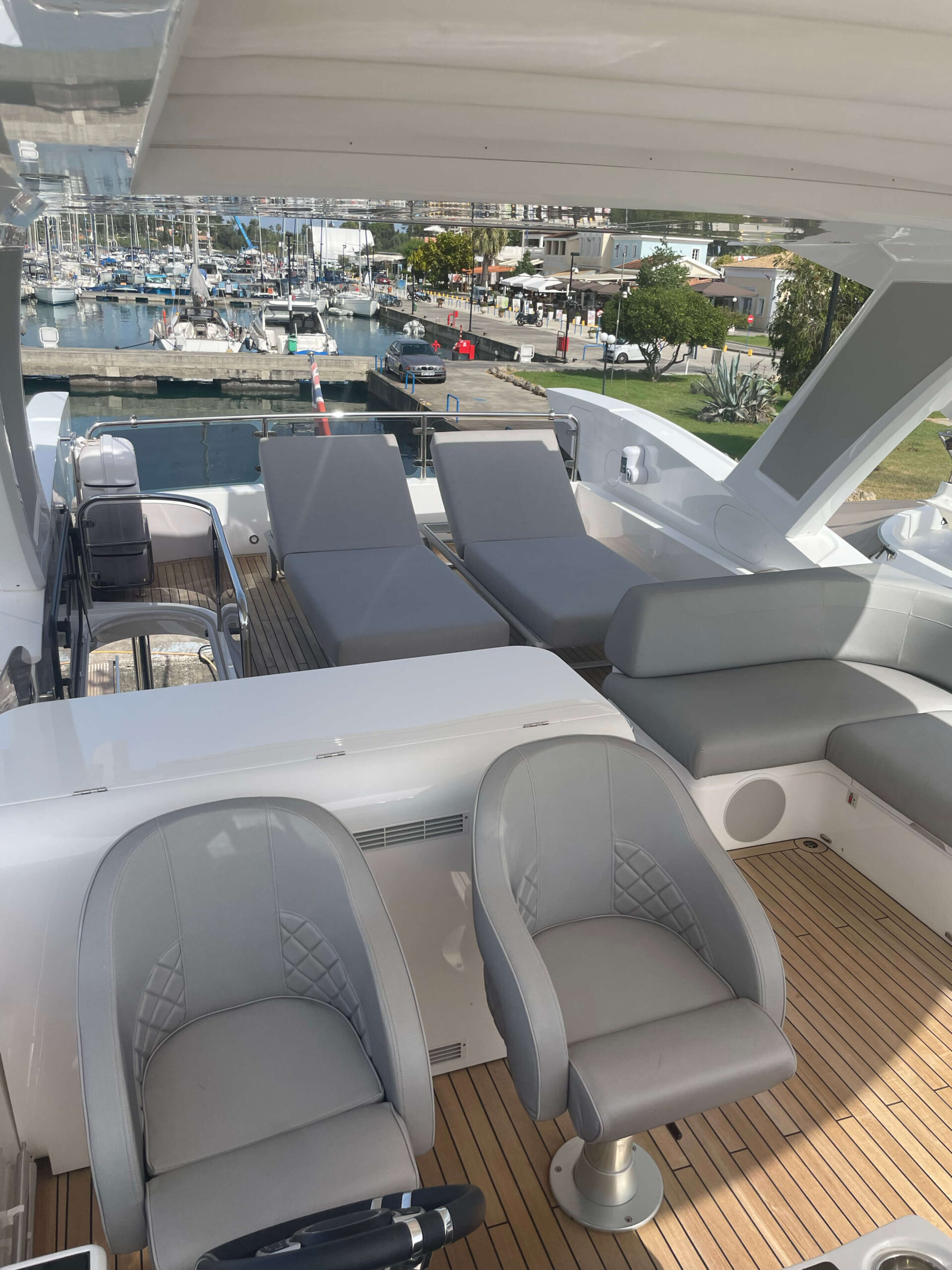 foto: 14 Sunseeker Manhattan 68