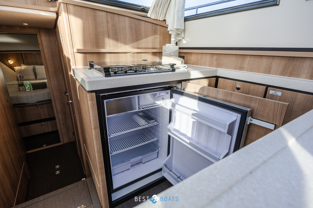 foto: 10 Linssen  40SL Sedan - 75 Years Anniversary Edition  