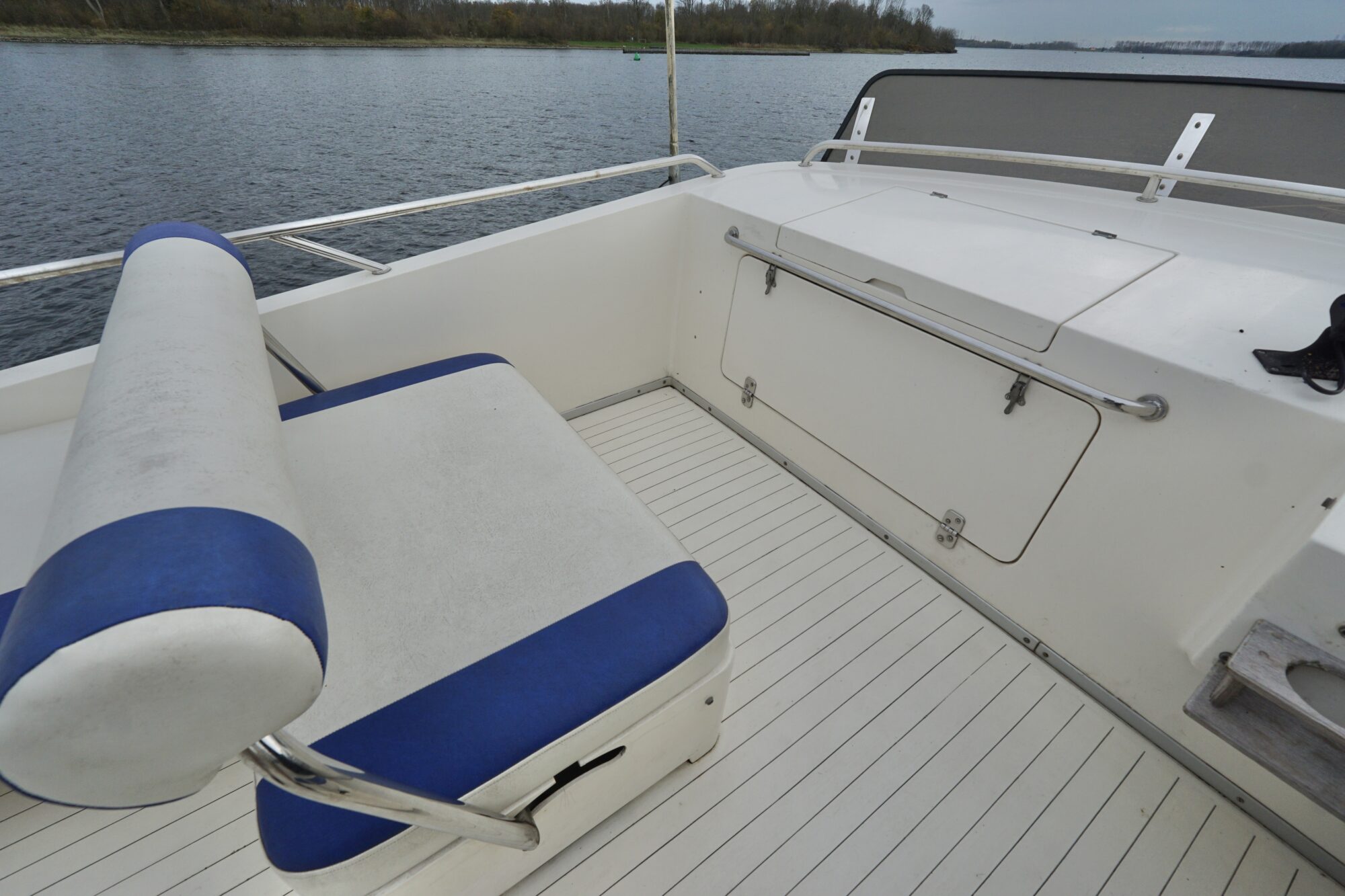 foto: 11 Princess Princess 415 FB