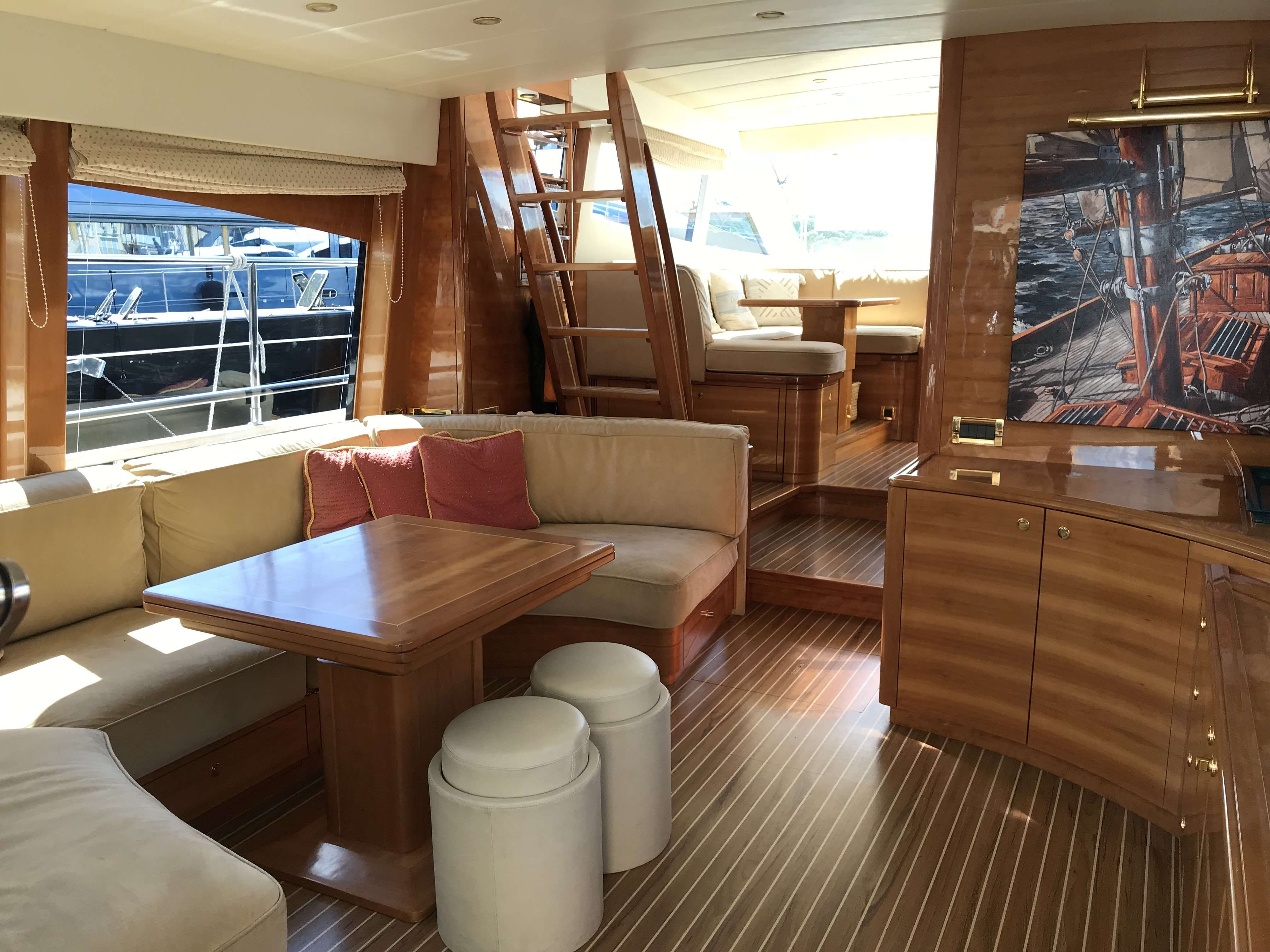 foto: 6 Guy Couach 195