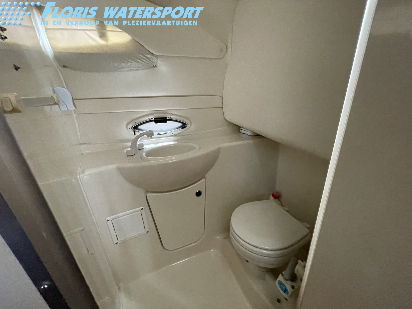 foto: 16 Bayliner 2455