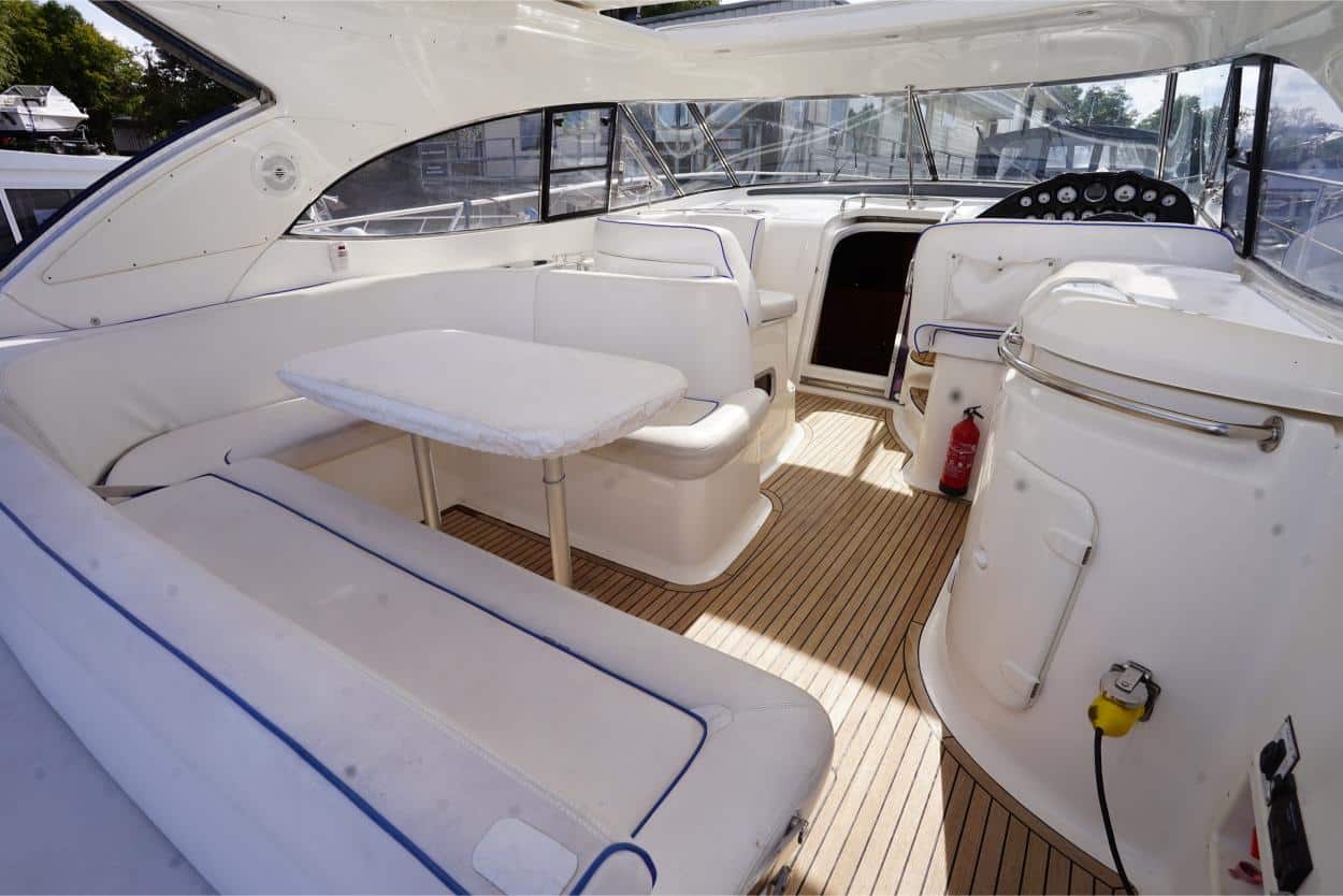 foto: 5 Bavaria 42 HT