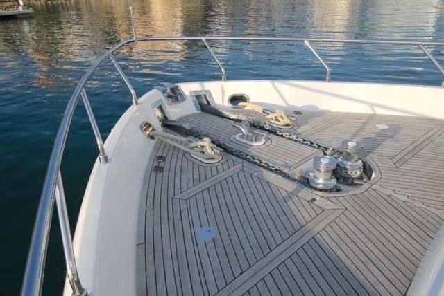 foto: 8 Ferretti  760