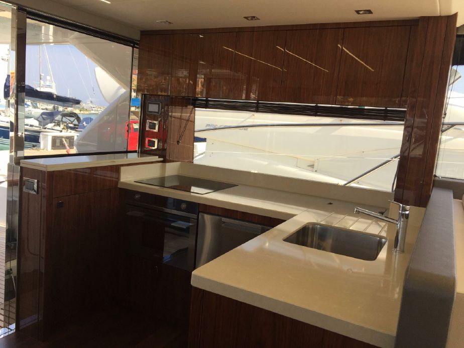 foto: 5 Sunseeker Manhattan 52
