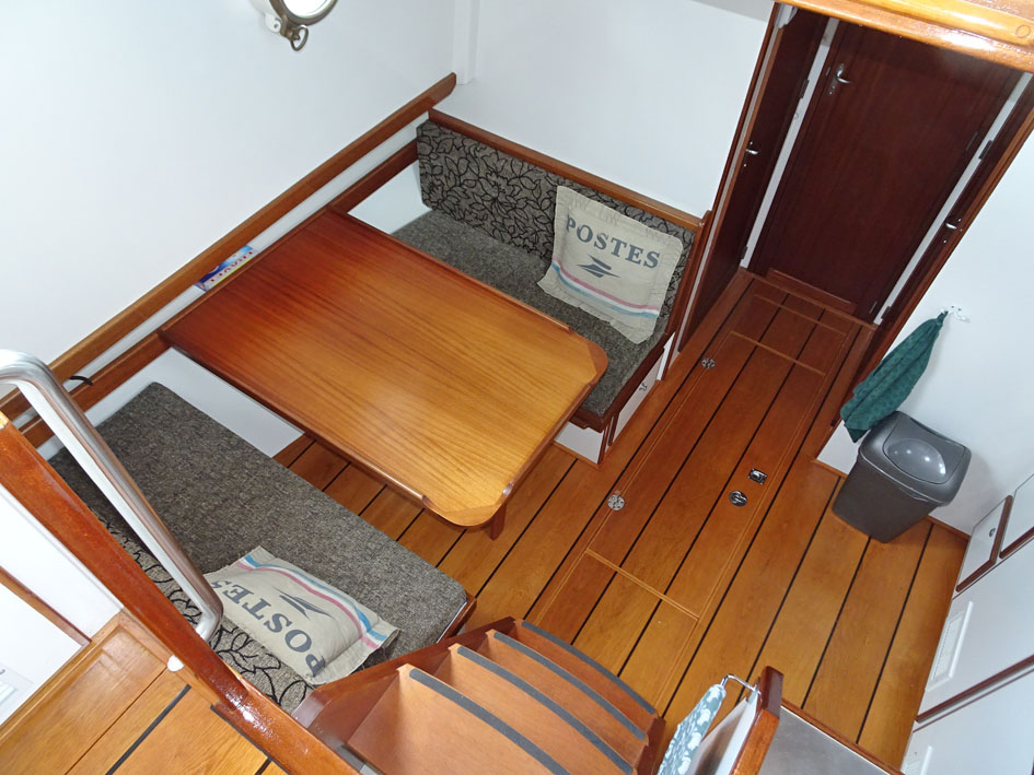 foto: 10 ex Patrouille vaartuig / Varend Woonschip 18.26 met UBC