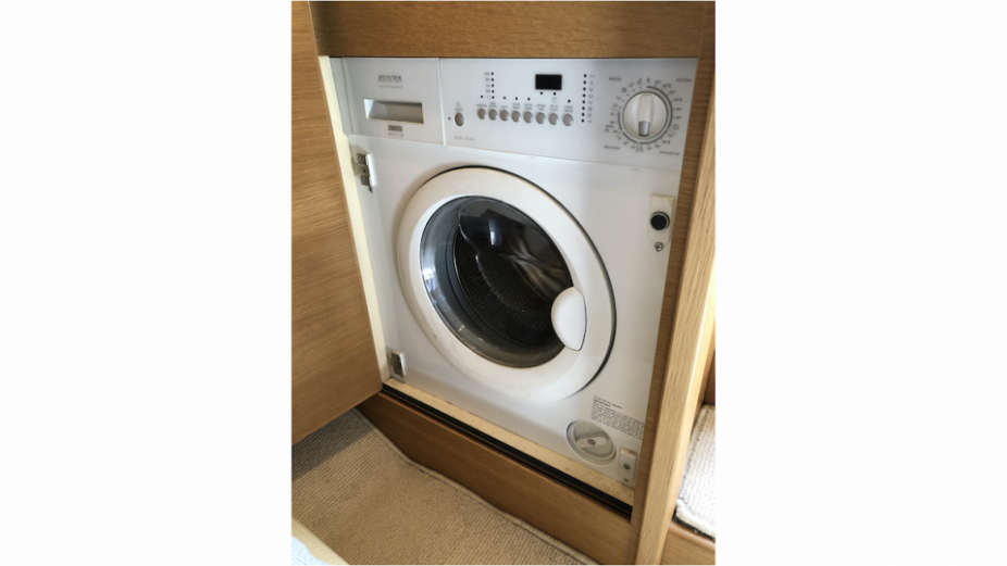 foto: 4 Fairline Phantom 48