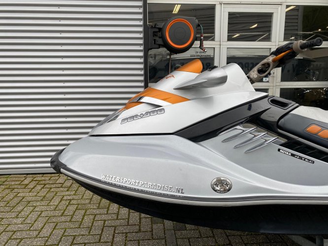 foto: 4 Sea-Doo RXT 255 RS