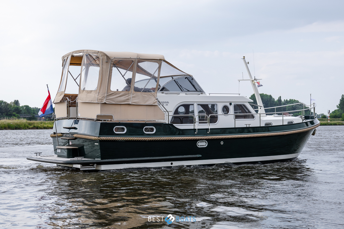 foto: 12 Linssen Grand Sturdy 34.9 AC