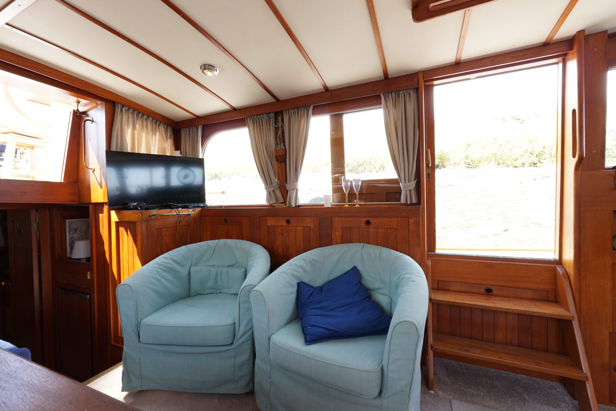 foto: 10 Gillissen Gillissen Rondspant Trawler 13.50 AK