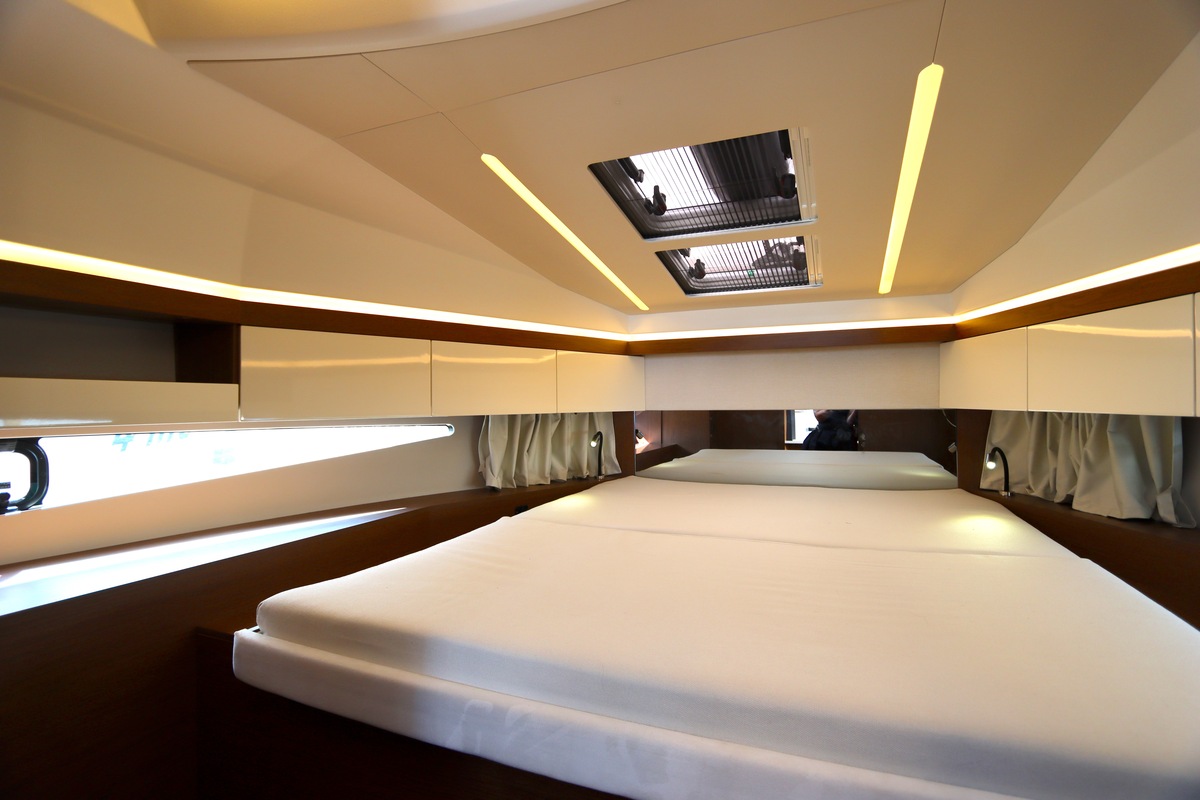foto: 7 Jeanneau NC 33
