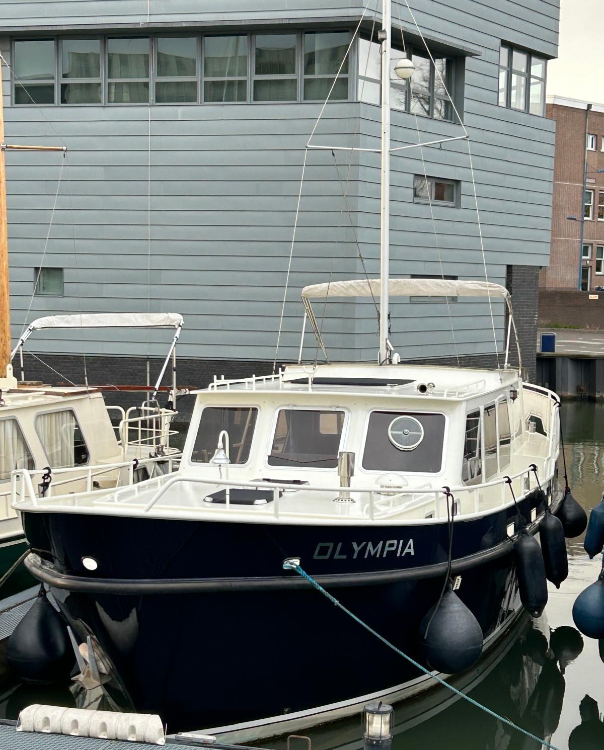 foto: 15 Monty Bank Monty Bank Kotter 41 AK Cabrio