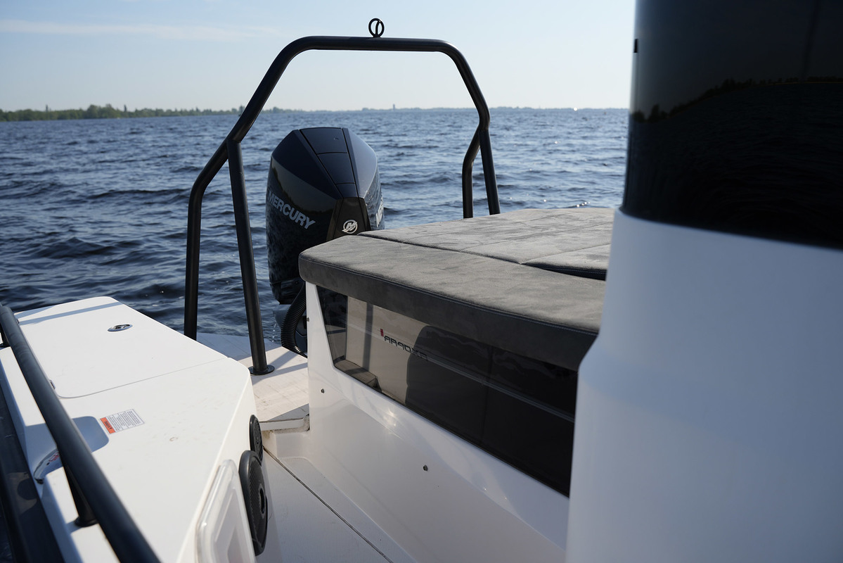 foto: 10 Axopar 28 Cabin