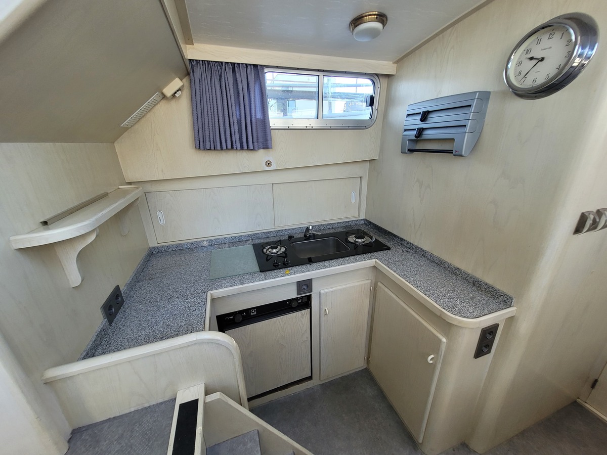 foto: 9 Linssen  42 SL 