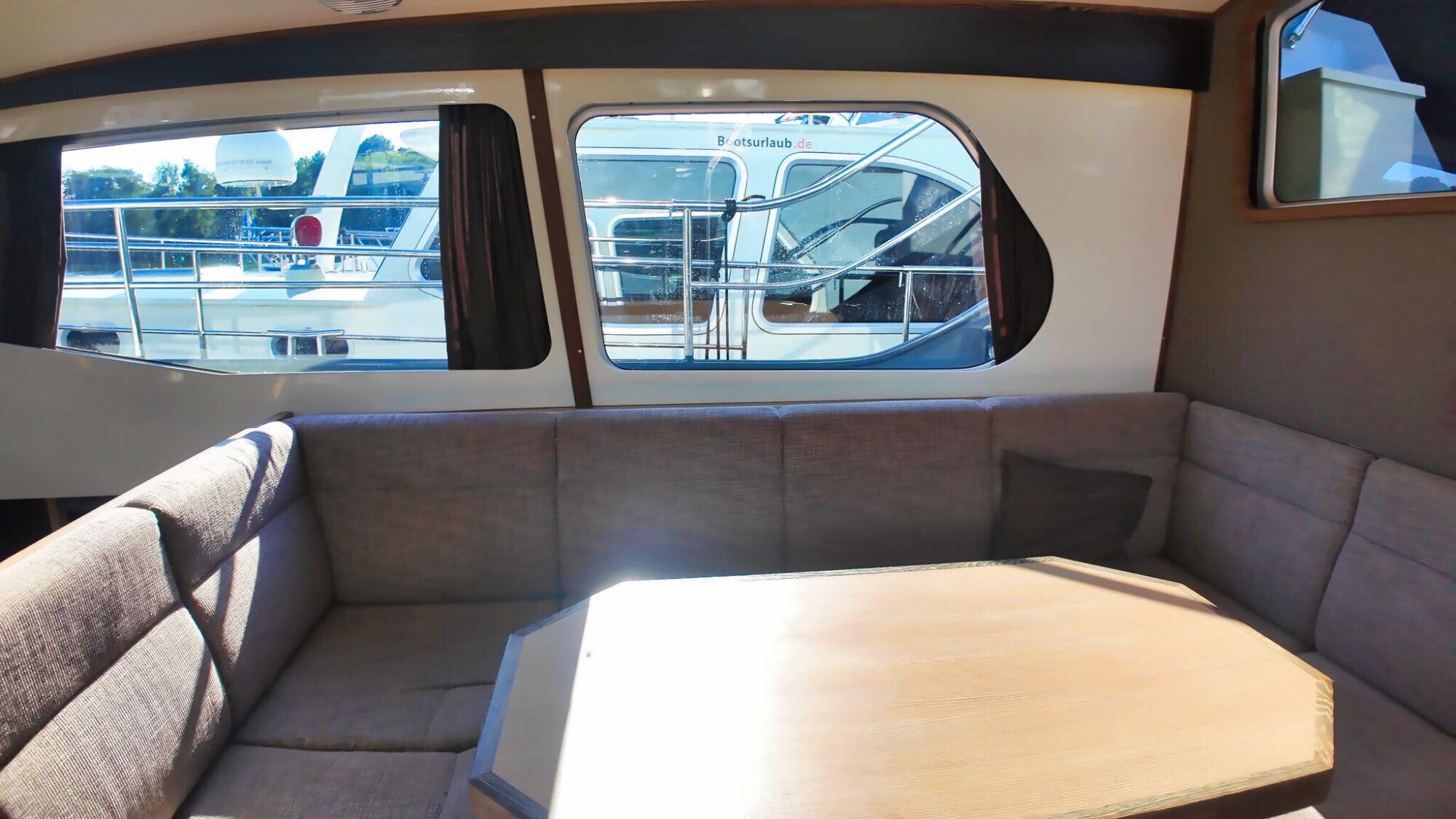 foto: 18 Aventura Aventura 43 AK Cabrio