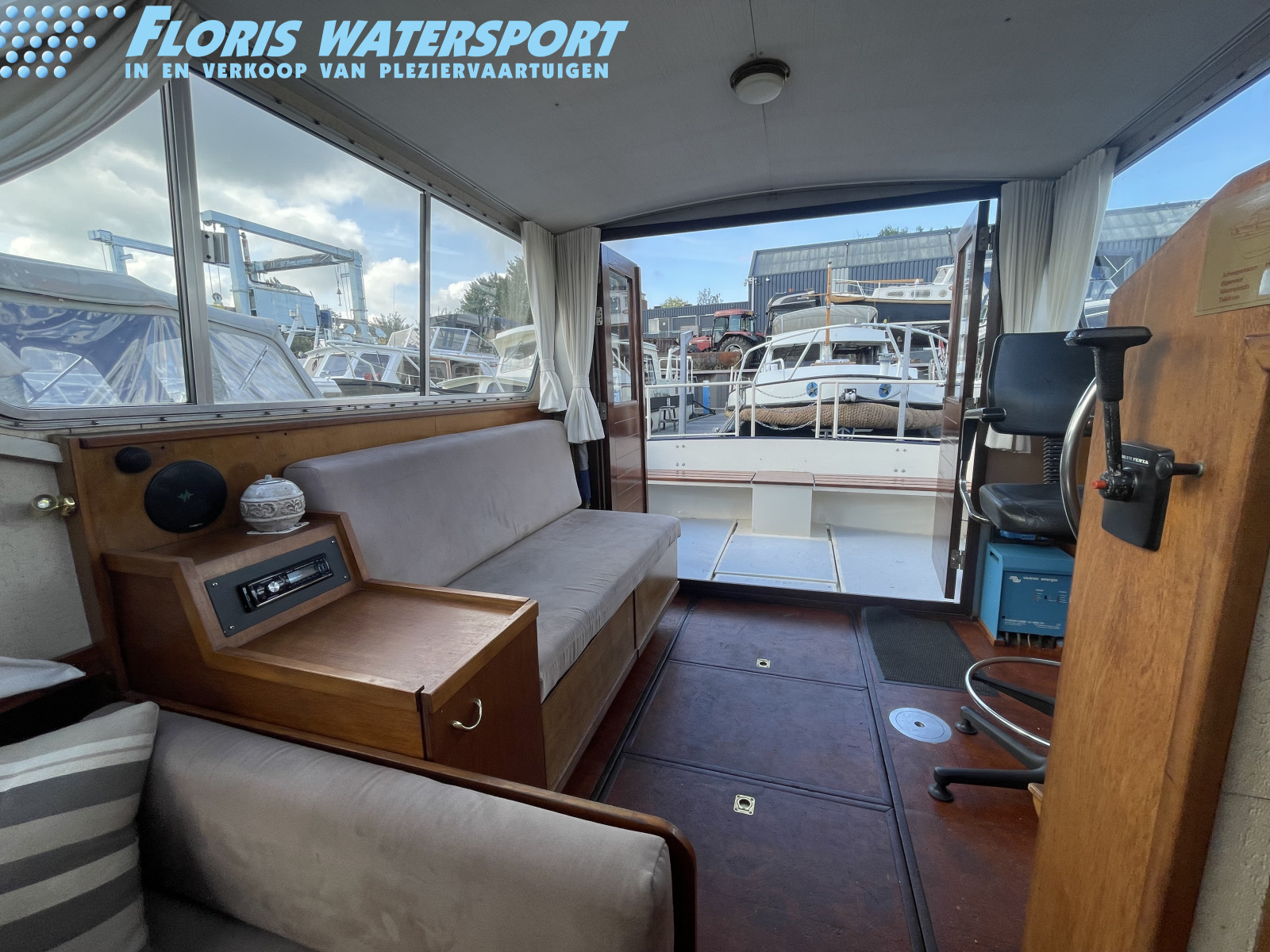 foto: 5 Hooveld 850 Open Cabin