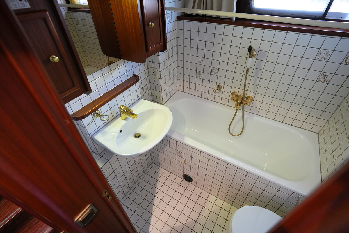 foto: 10 Valkkruiser 1350 AK
