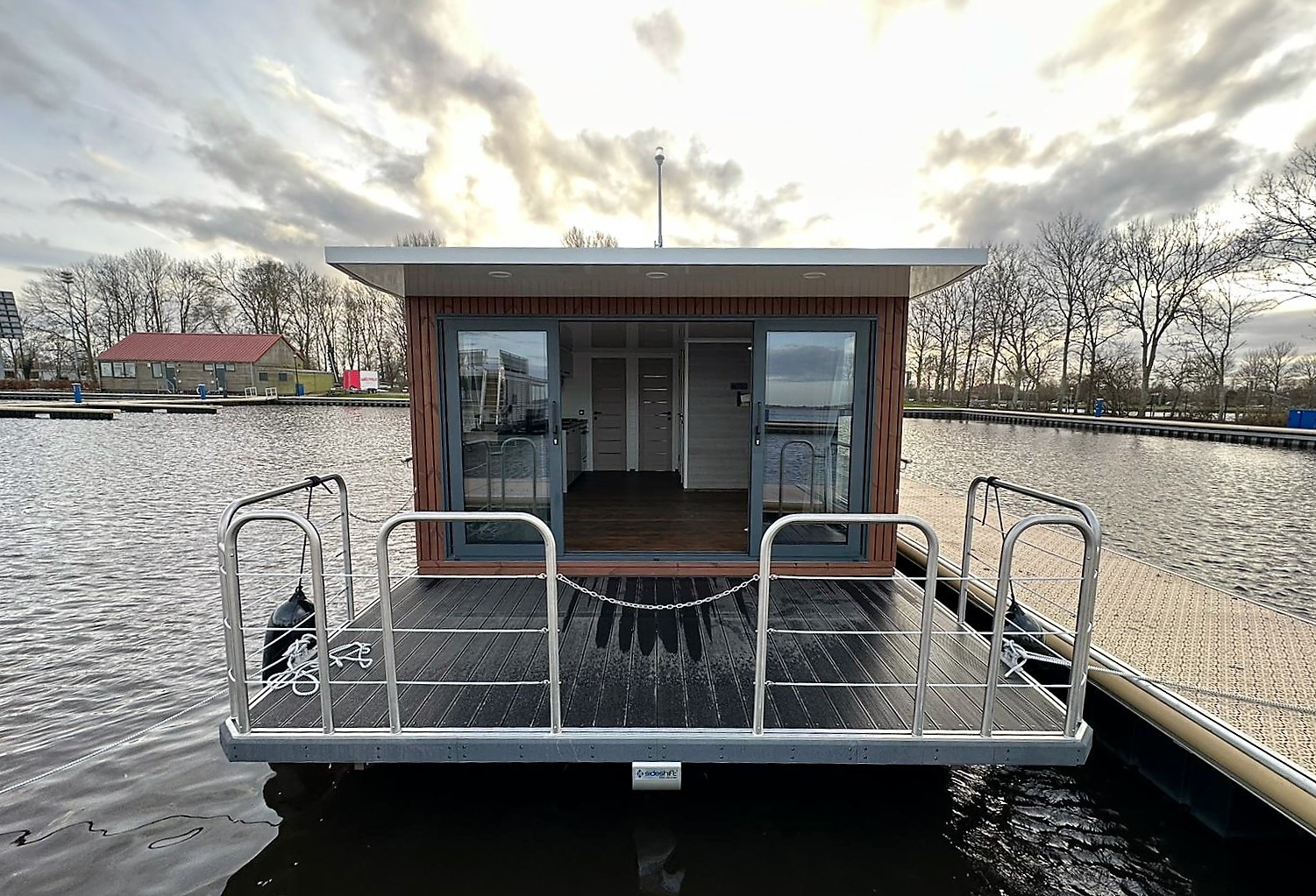 foto: 11 Nordic Season Met Ligplaats NS 40 Eco 36m2 Houseboat