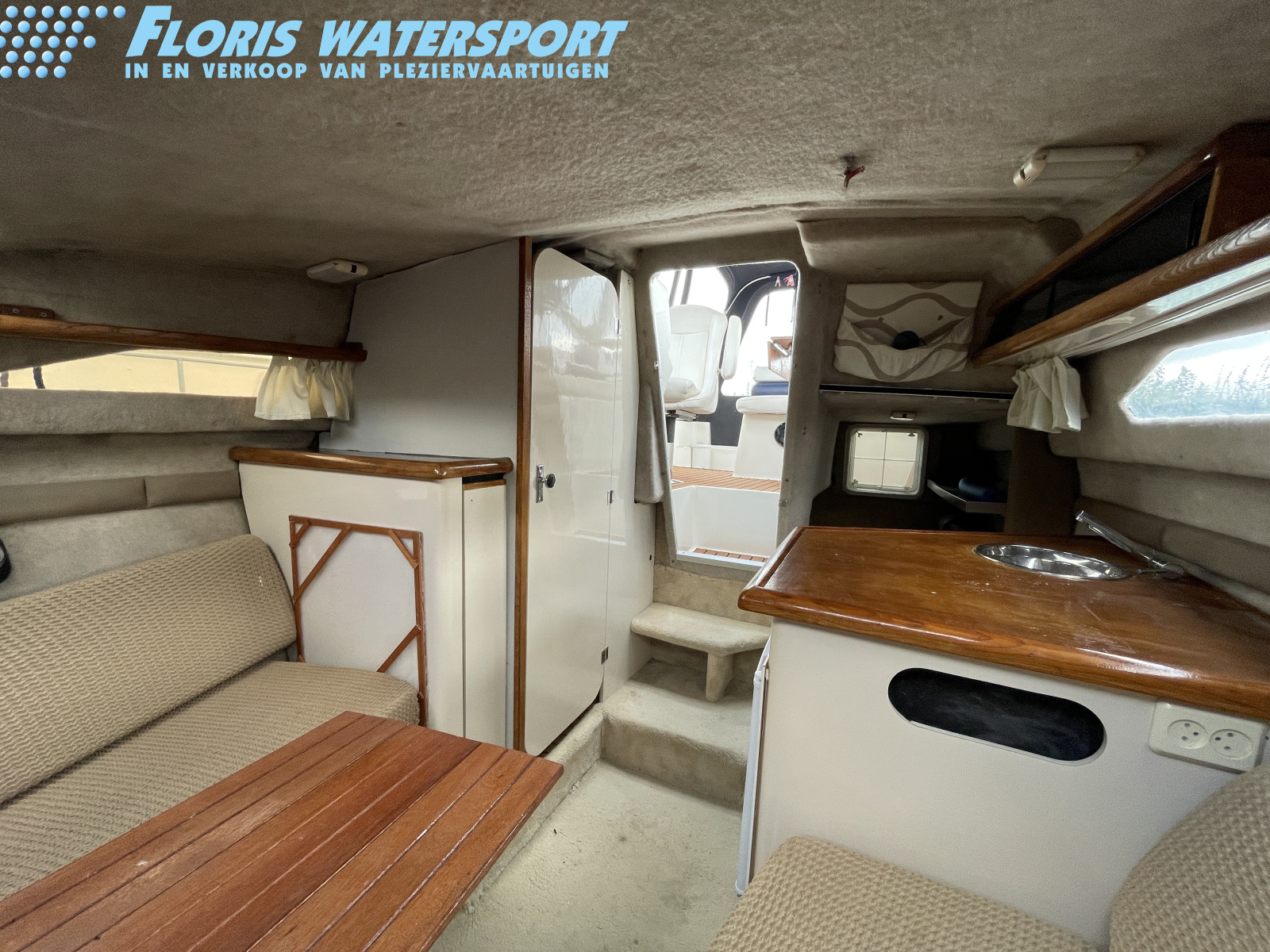 foto: 10 Bayliner 2455 Ciera