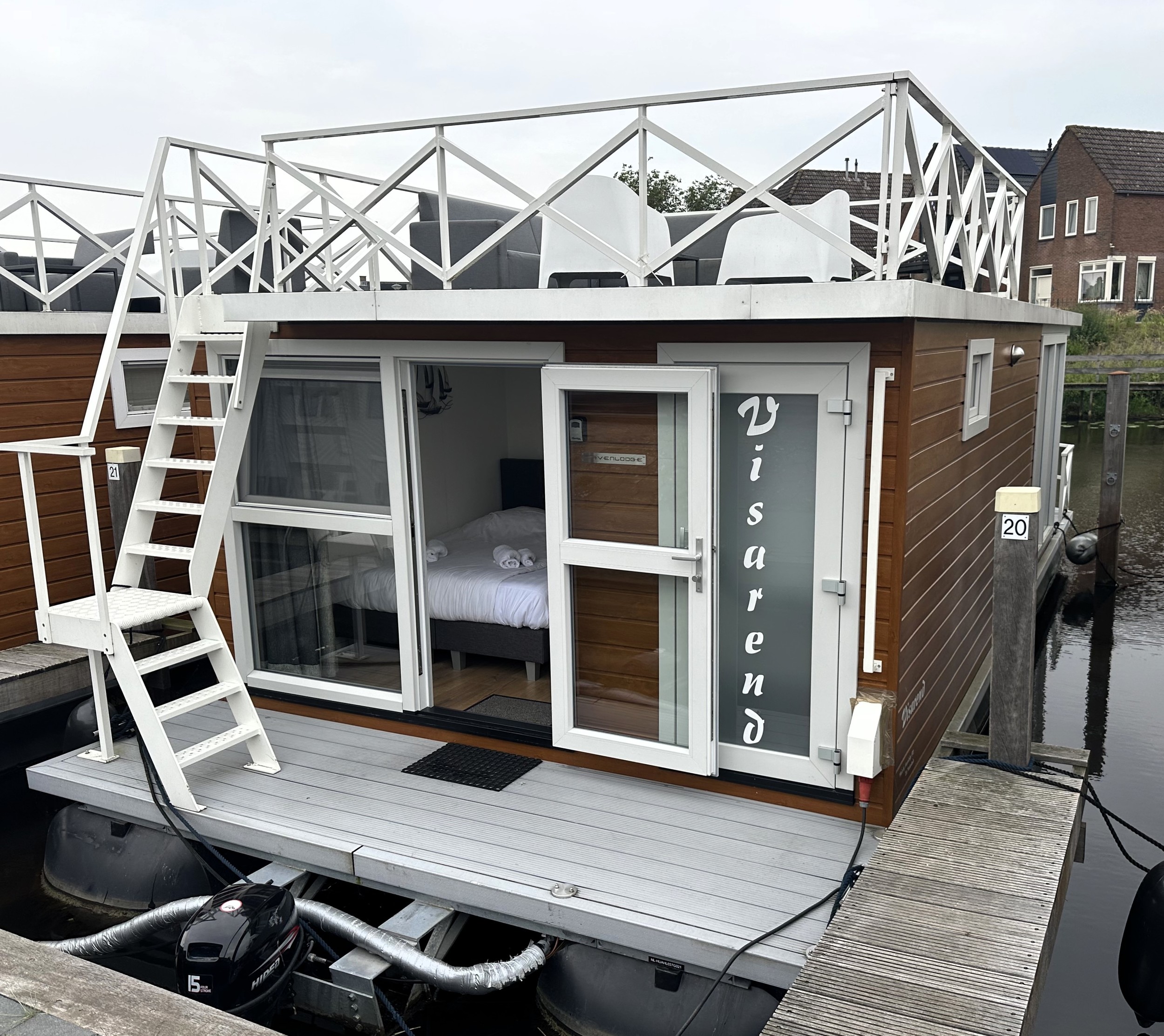 foto: 5 Havenlodge Melite Compleet Houseboat