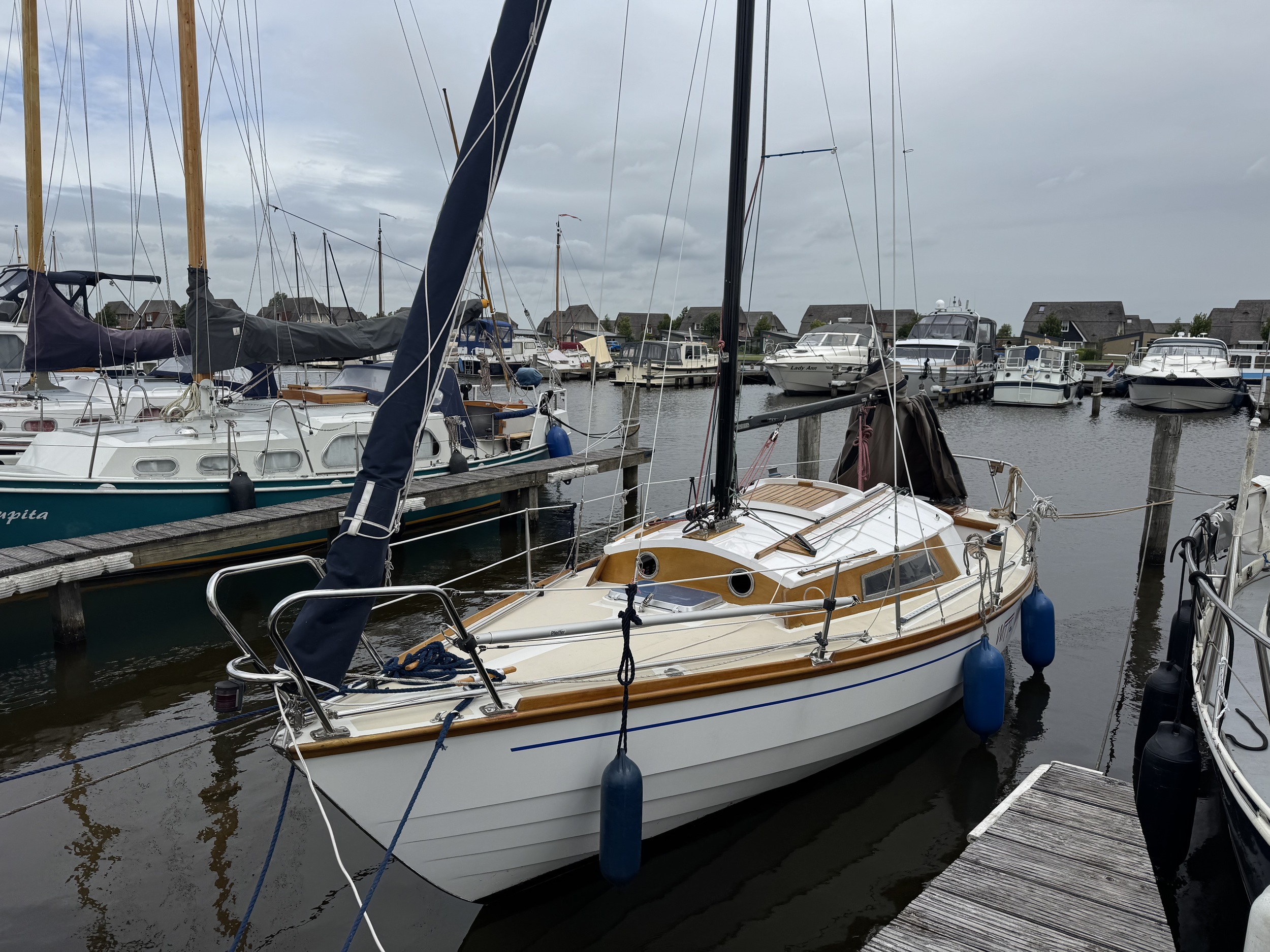 foto: 6 Waarschip 725