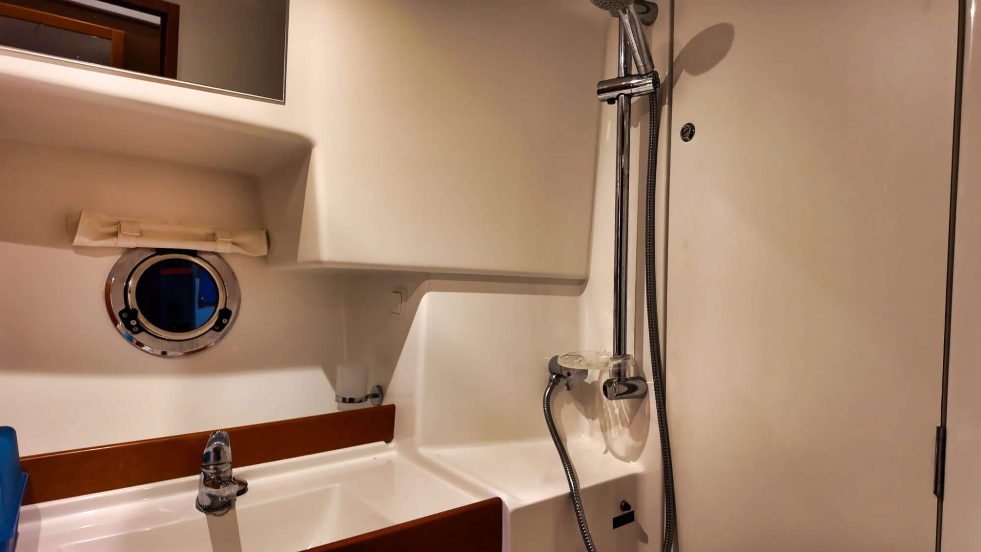 foto: 10 Beneteau Beneteau Swift Trawler 34 Flybridge