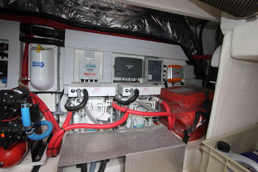 foto: 7 Sealine  T50