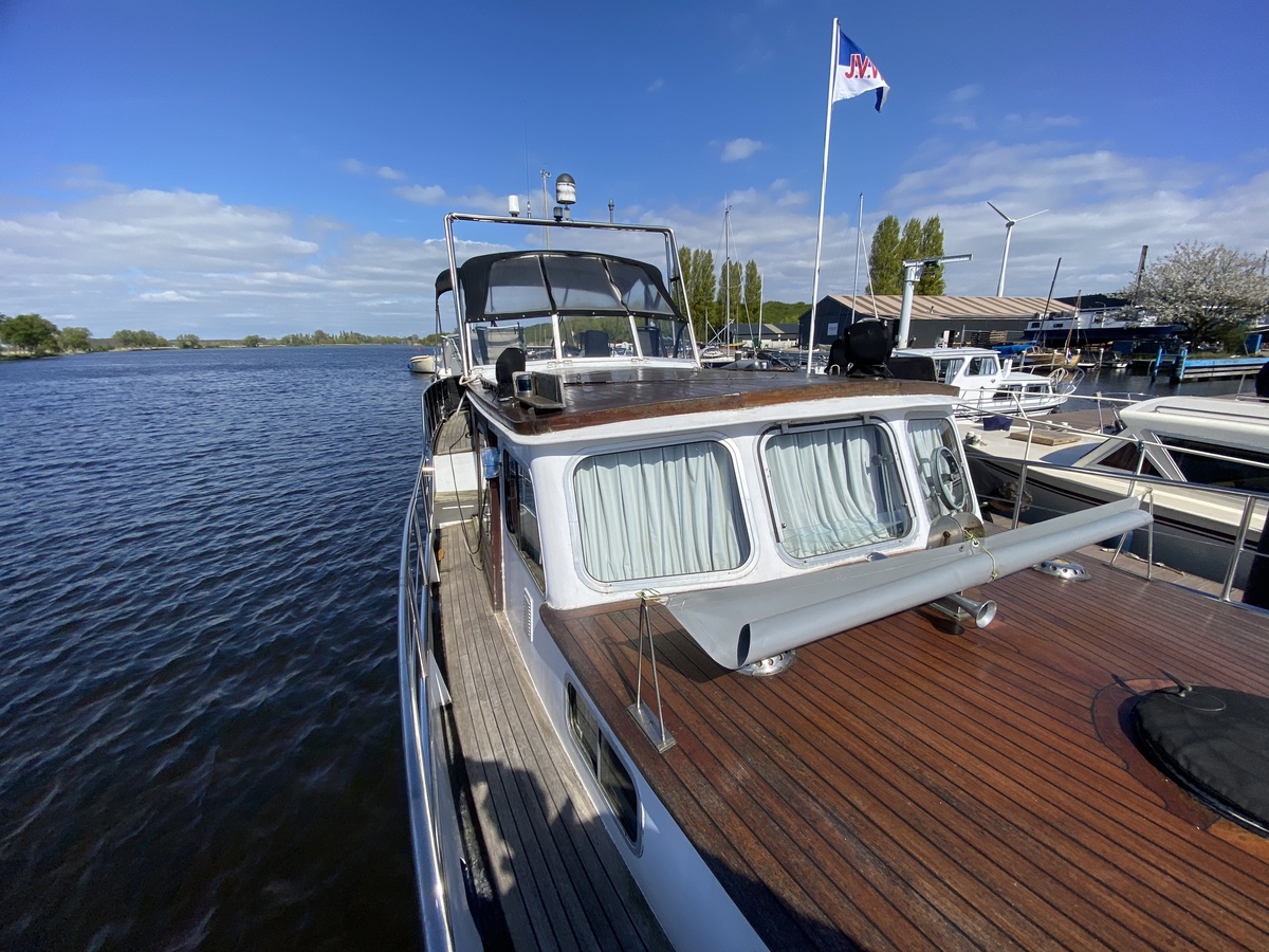 foto: 9 Gillissen  1130 AK Spiegelkotter