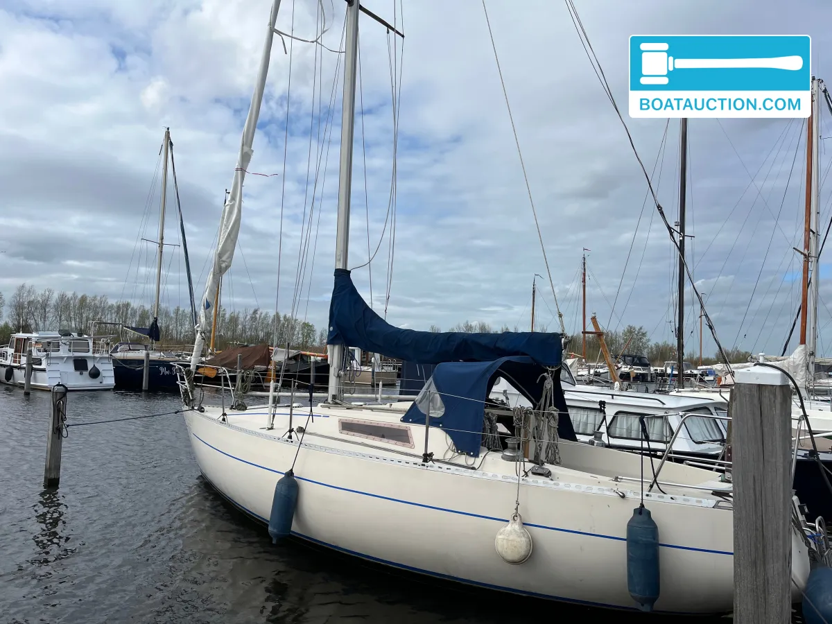 foto: 5 Beneteau First 30