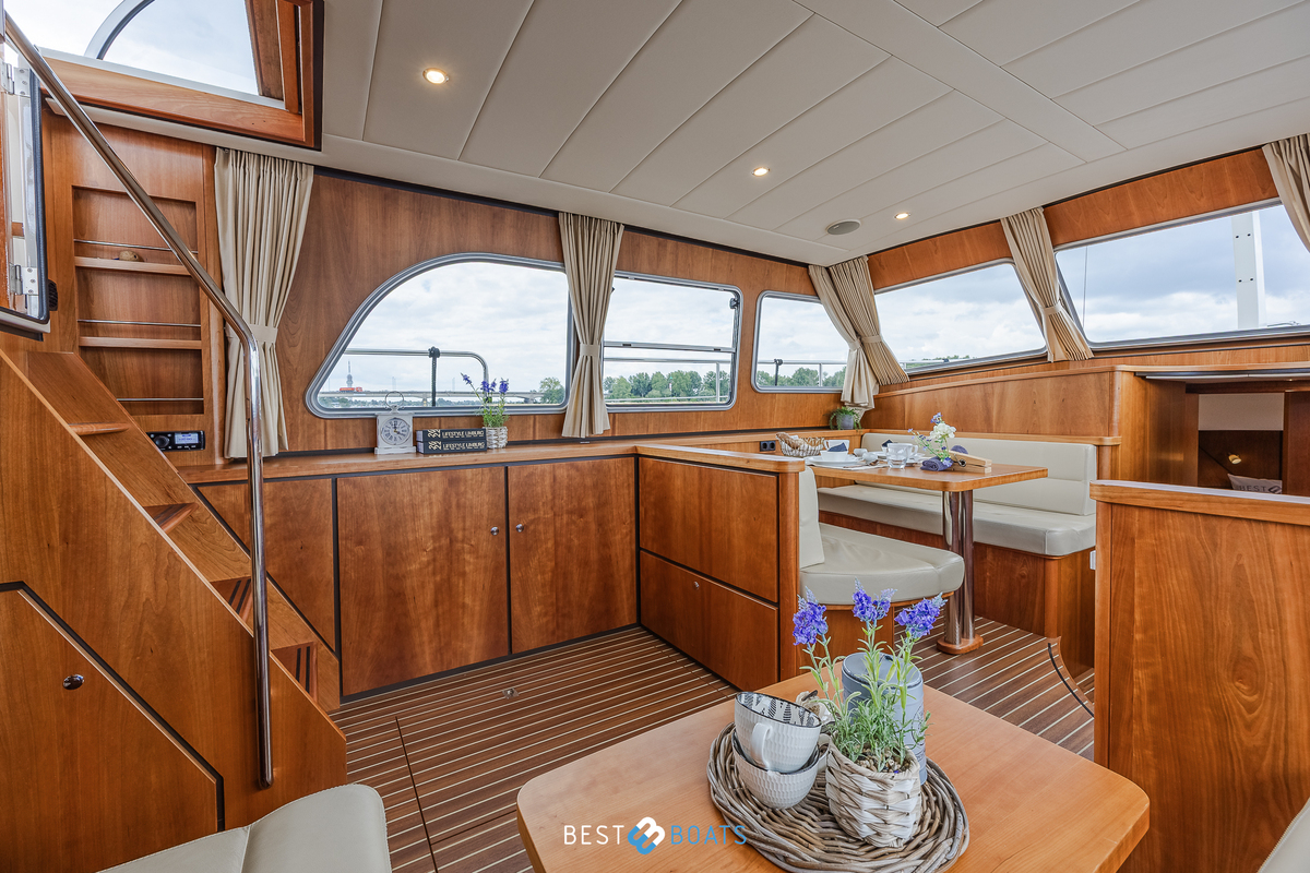 foto: 8 Linssen Grand Sturdy 40.9 AC