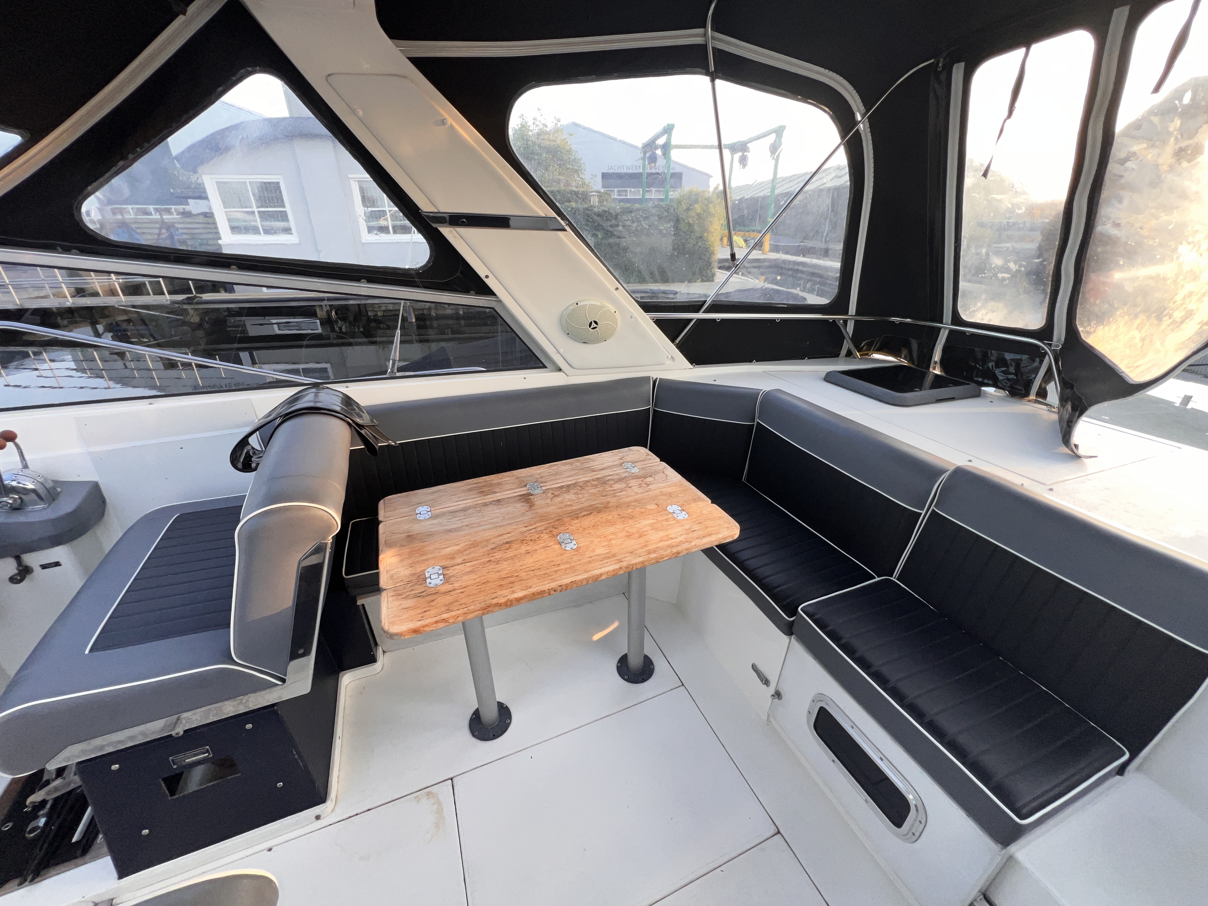 foto: 6 Sunseeker 36