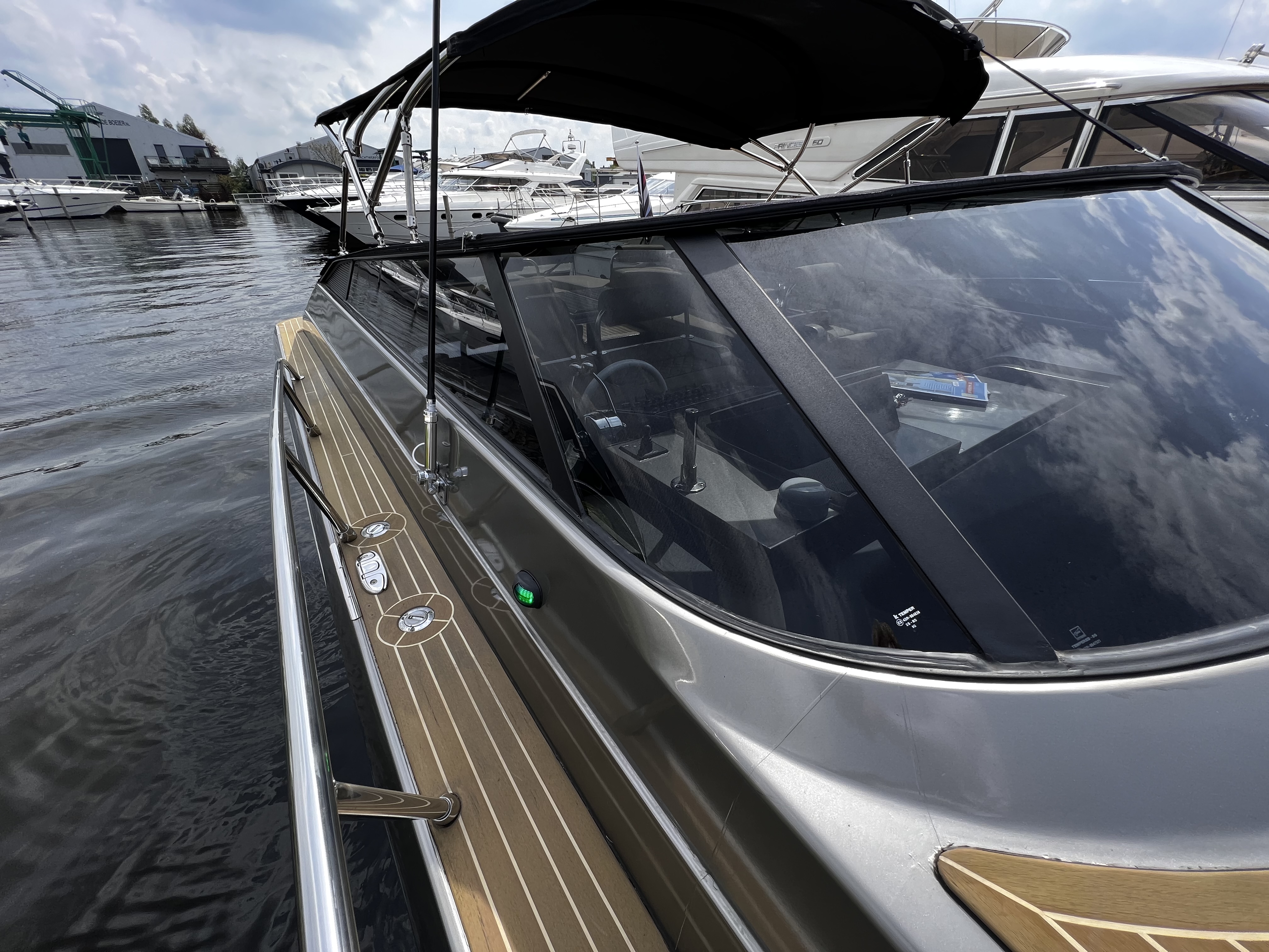 foto: 14 Pershing 40