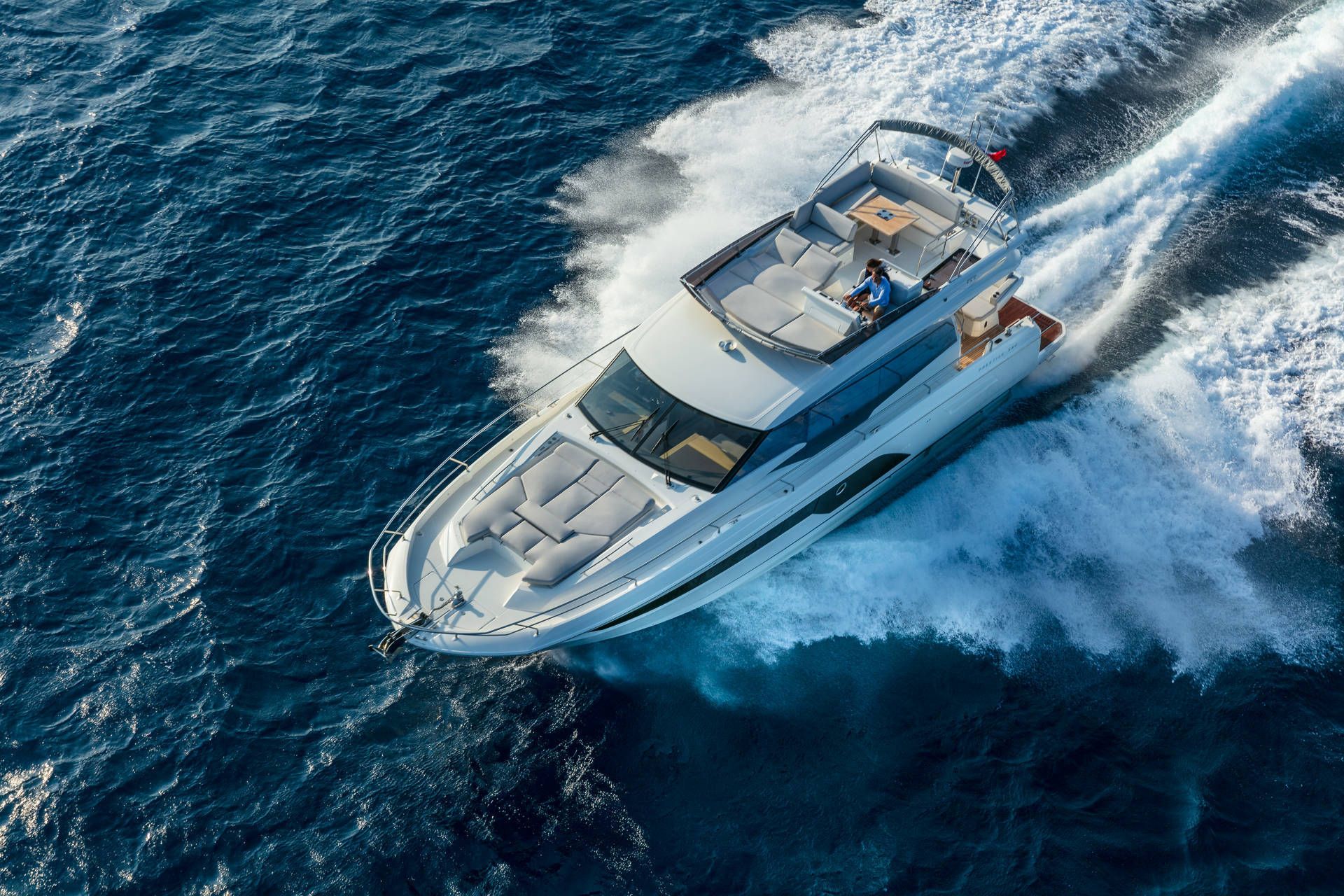 foto: 12 Prestige 590 flybridge #129