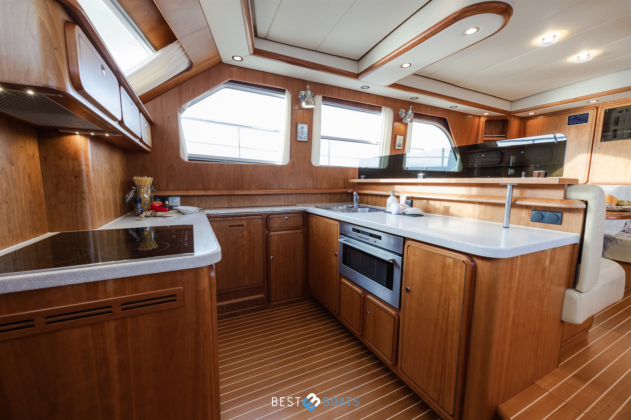 foto: 10 Linssen Grand Sturdy 500 Variotop MKII