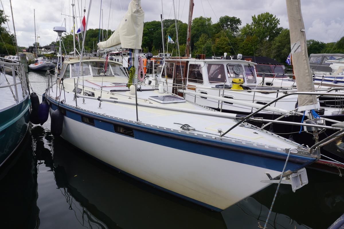 Hanseat 35