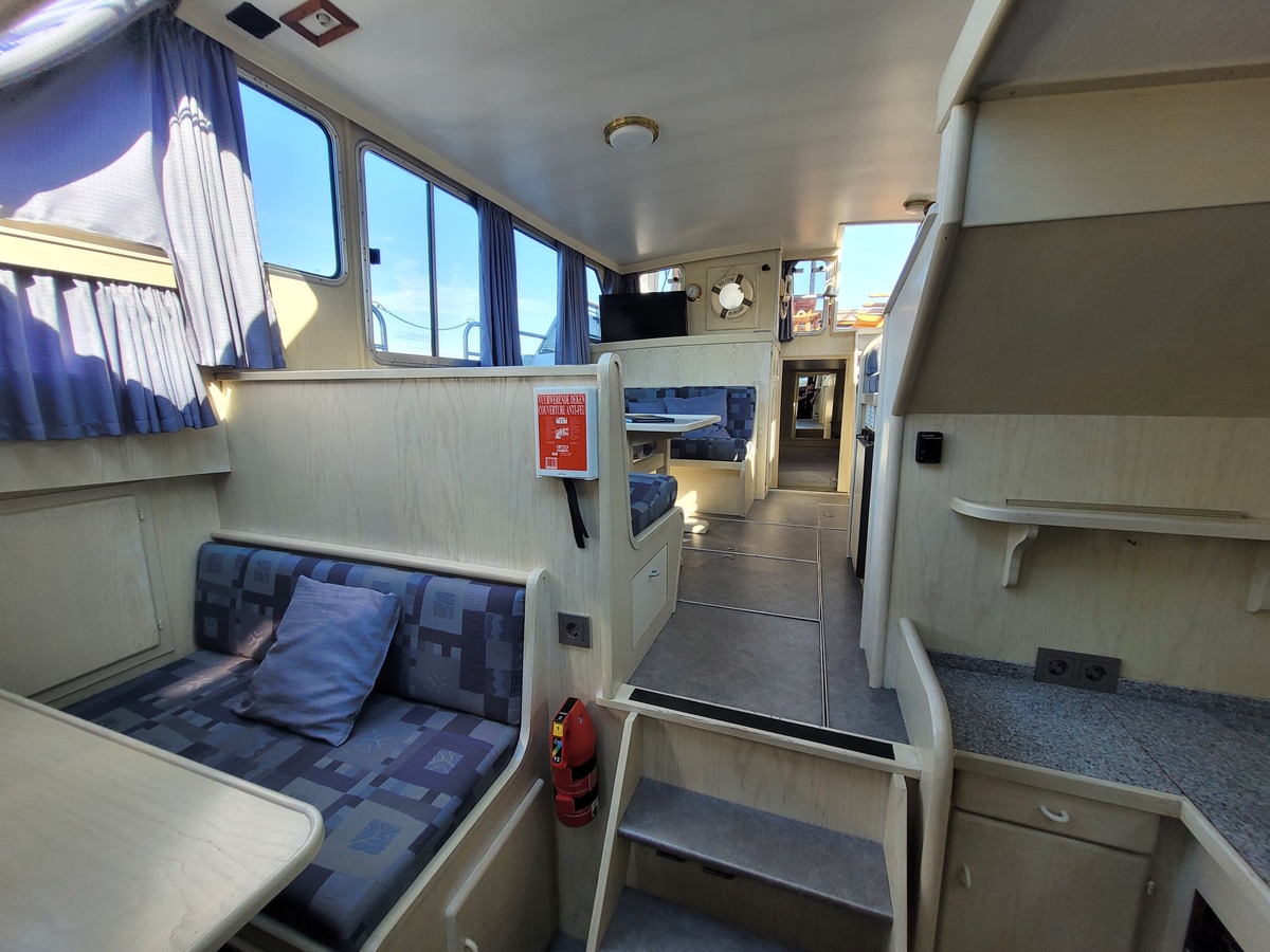 foto: 11 Linssen  42 SL 