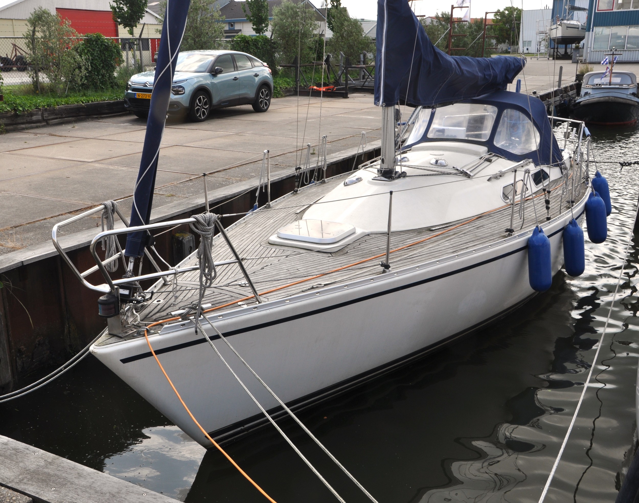 foto: 5 Albin Nova 33