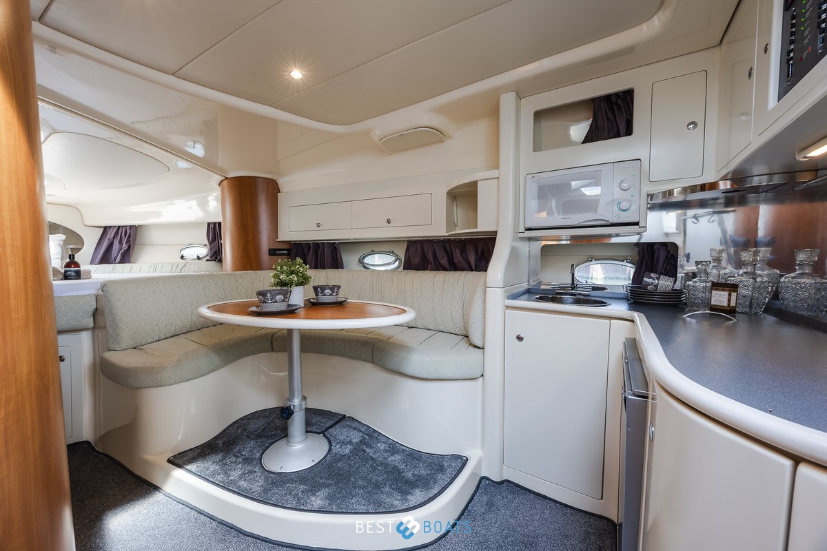 foto: 9 Sessa Marine Oyster 34