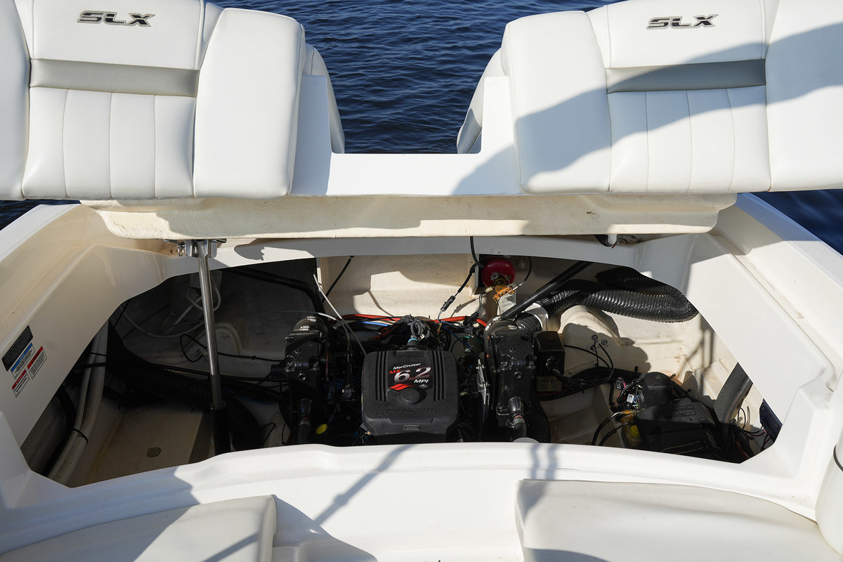 foto: 4 Sea Ray 250 SLX