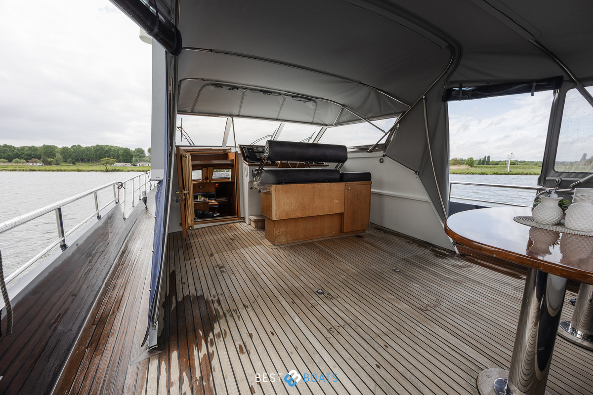 foto: 12 Wim van der Valk Continental 1700