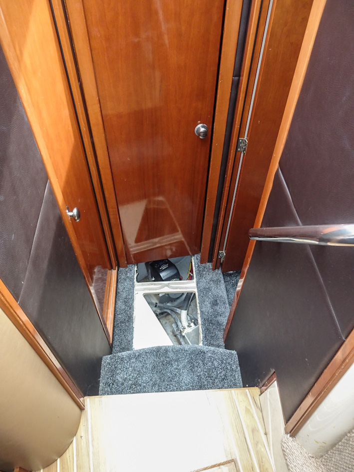 foto: 14 Meridian 391 Sedan