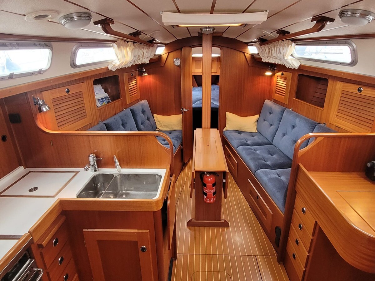 foto: 10 Hallberg Rassy 31