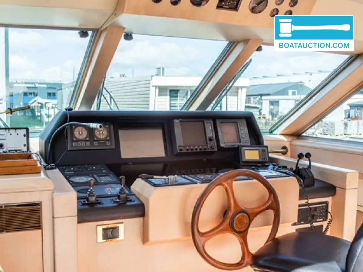 foto: 17 De Vries Lentsch 14.80 pilothouse