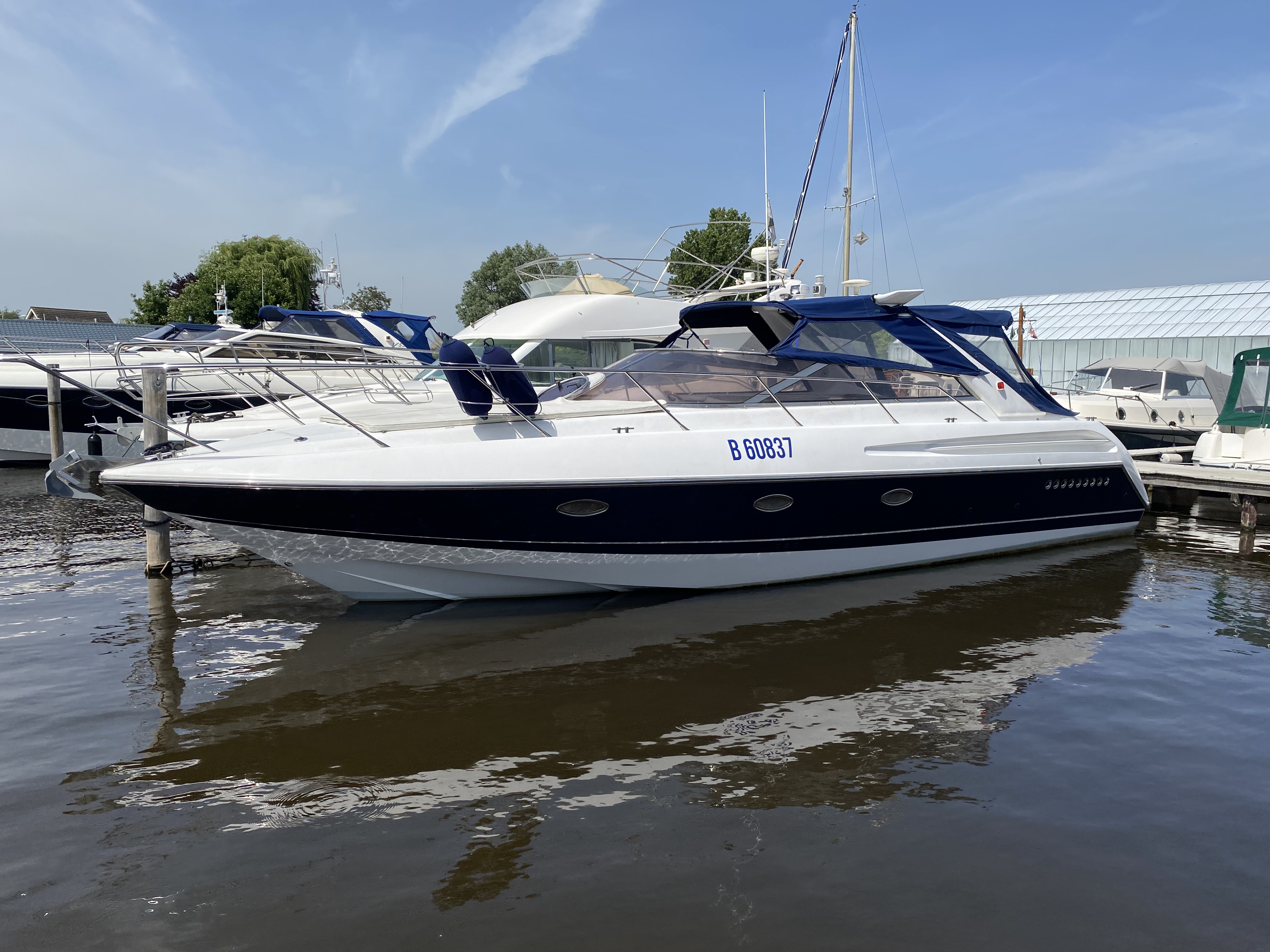 Sunseeker Comanche 40