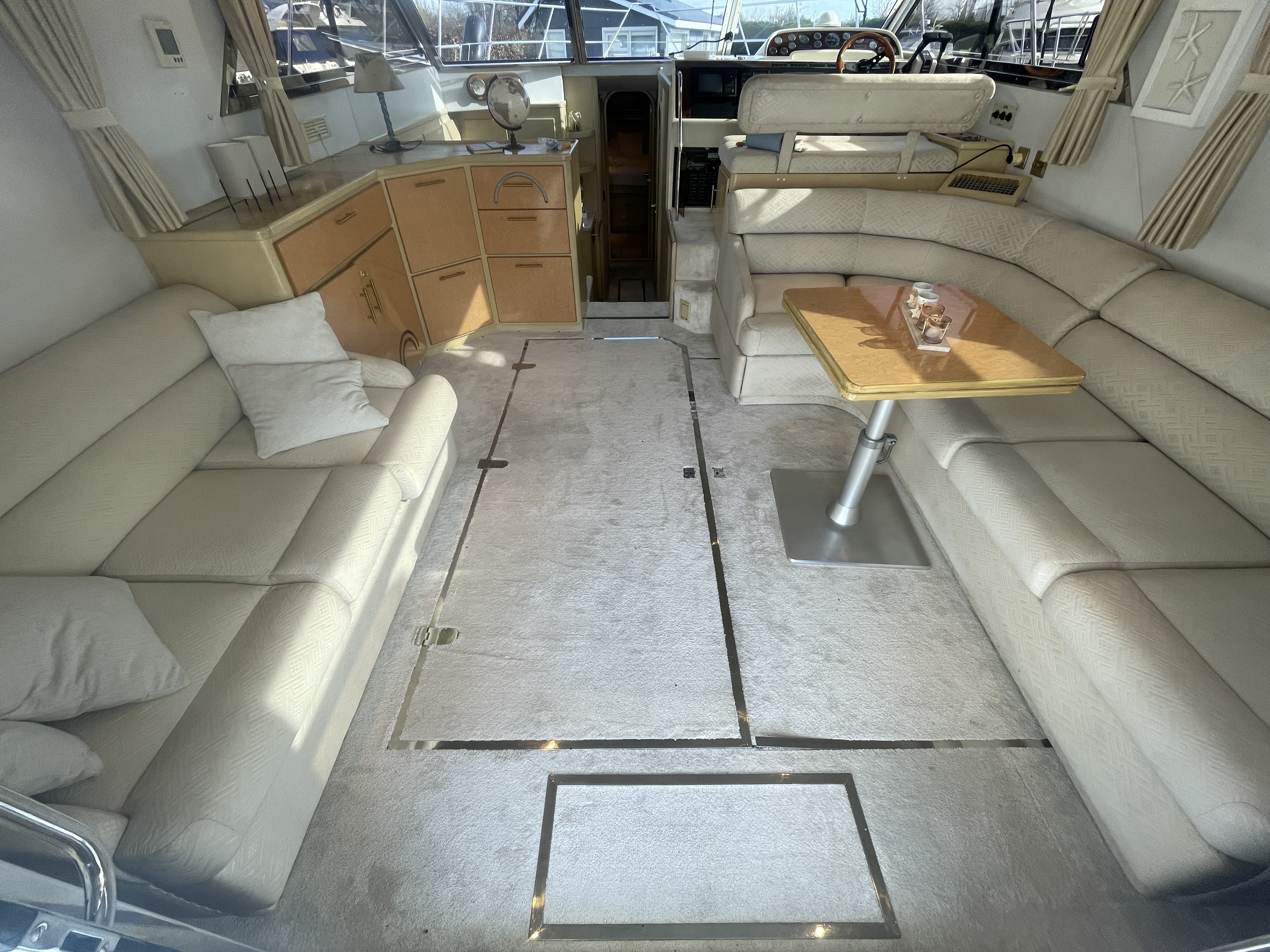 foto: 6 Fairline  50