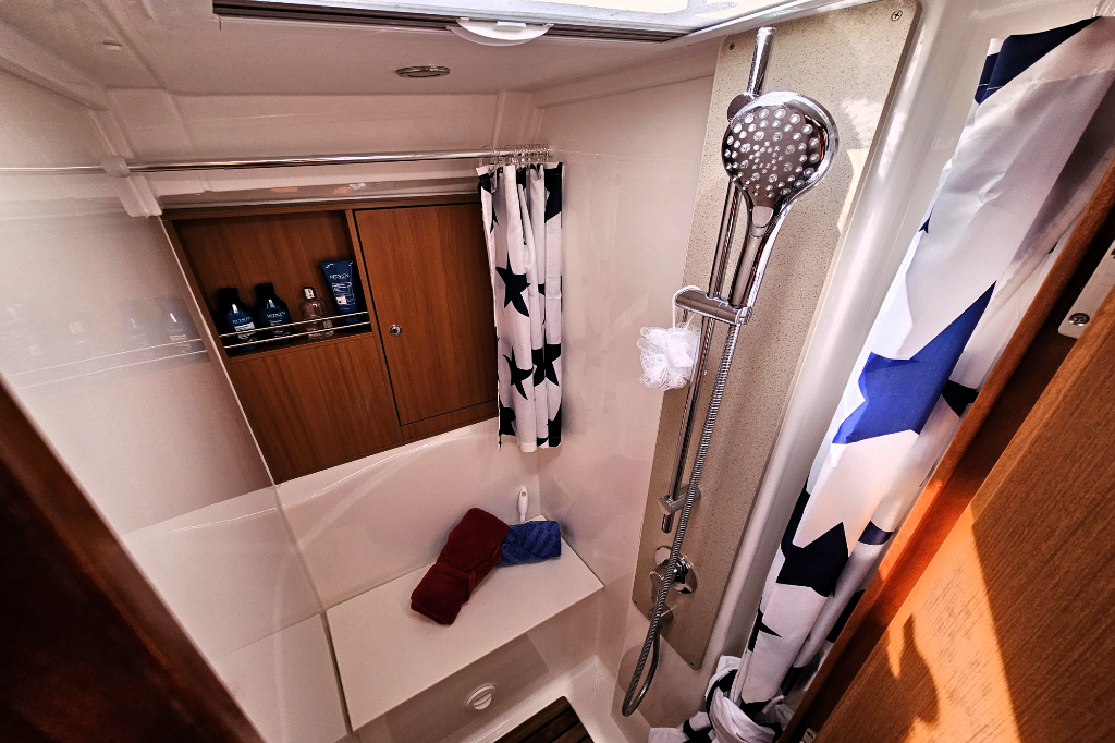 foto: 22 Bavaria 43 HT