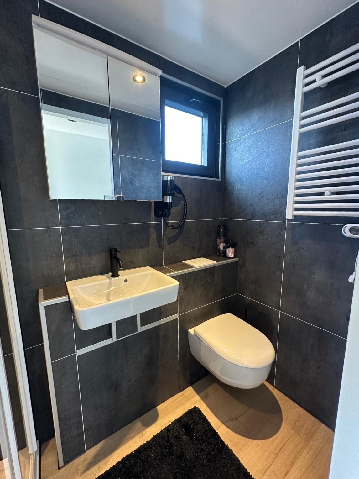 foto: 5 Havenlodge Castalia Houseboat Met Ligplaats