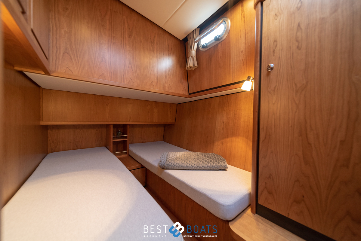 foto: 6 Linssen Grand Sturdy 40.0 AC 