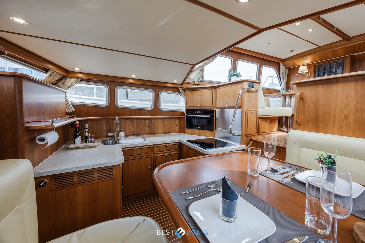 foto: 15 Linssen Grand Sturdy 470 AC Mark II Twin